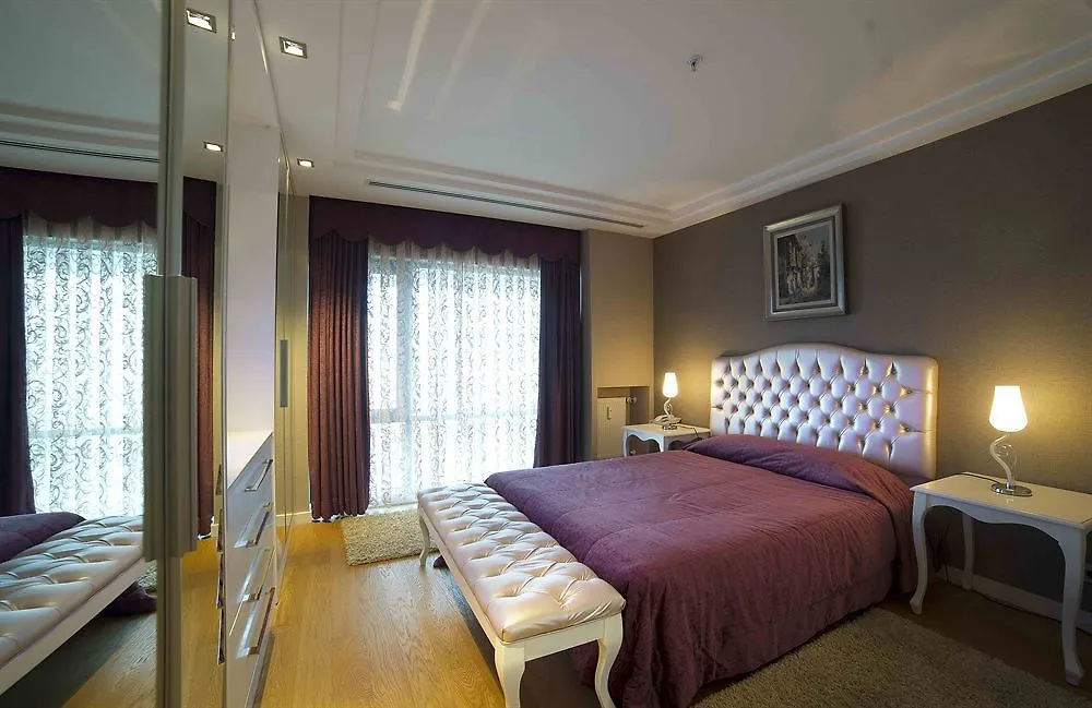 Radisson Residences Avrupa Tem Istanbul